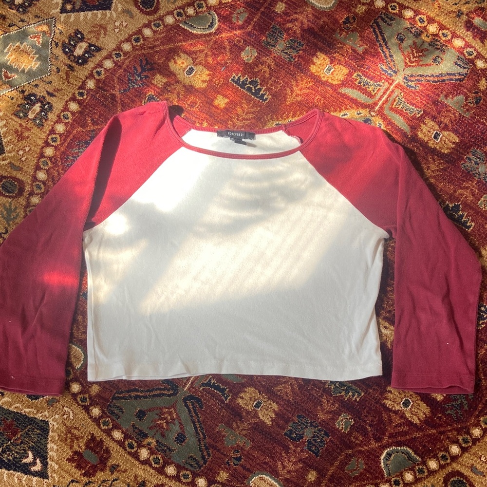 Red and White Cropped Tee